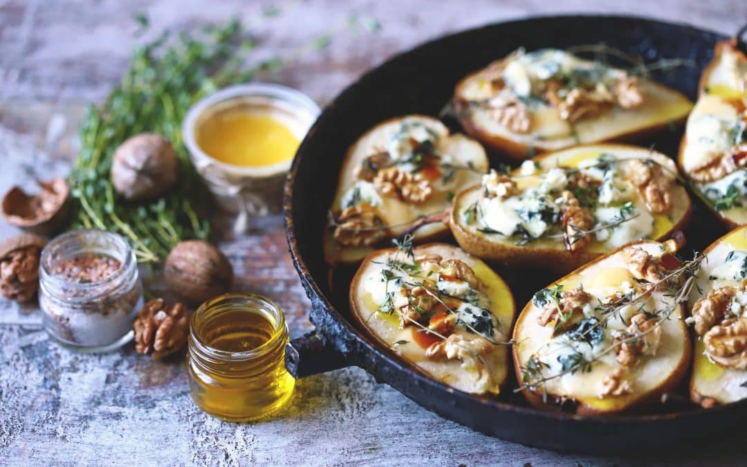 BAKED PEARS WITH GORGONZOLA